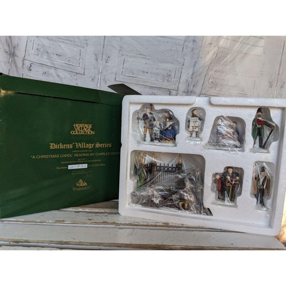 Dept 56 58404 Christmas Carol reading Charles Dick